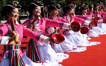 【普米族】普米族簡介_傳統(tǒng)節(jié)日_風(fēng)俗習(xí)慣_服飾_舞蹈_美食_文化 【普米族】普米族簡介_傳統(tǒng)節(jié)日_風(fēng)俗習(xí)慣_服飾_舞蹈_美食_文化