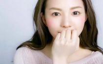 不清理黑頭有什么危害？如何去除黑頭