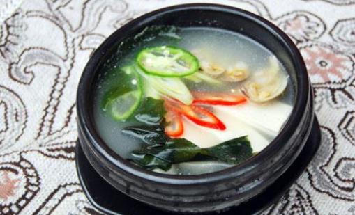 幾款滋補(bǔ)又能瘦身的湯飲