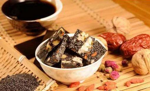 如何吃阿膠最有營(yíng)養(yǎng)？