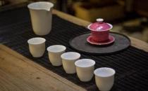 喝茶的誤區(qū)你都犯過(guò)嗎？
