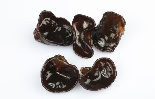 生吃干木耳有啥好處？