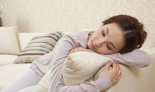 三個小運動幫你保養(yǎng)頸椎