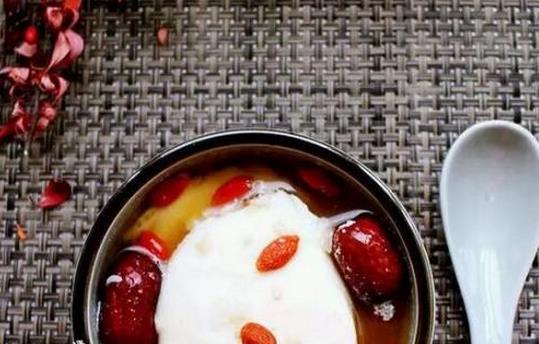 盤點(diǎn)能夠有效補(bǔ)氣血的食療方