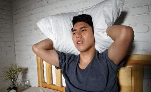 中醫(yī)妙招能讓失眠男人睡個好覺