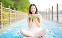 如何預(yù)防駝背？駝背有什么危害