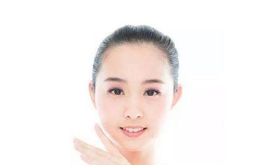 秋冬季節(jié)皮膚干燥如何護理