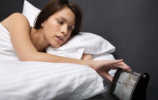 熬夜時(shí)如何把傷害降到最低？