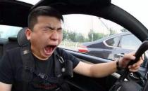 ?謹防冬天開車犯困頭暈 常開車窗多開外循環(huán)