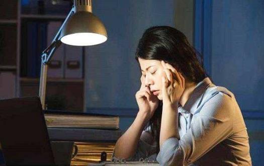 女人熬夜會變黑 熬夜皮膚保養(yǎng)法則須知