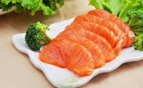 懷孕期間胎兒的大腦發(fā)育 最需要這5種營養(yǎng)