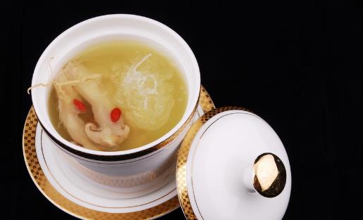女性臉色發(fā)白屬氣血不足 教你補氣補血食譜補氣色
