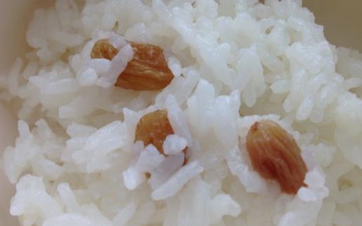每天一把葡萄干 補(bǔ)血促消化還能預(yù)防心血管疾病
