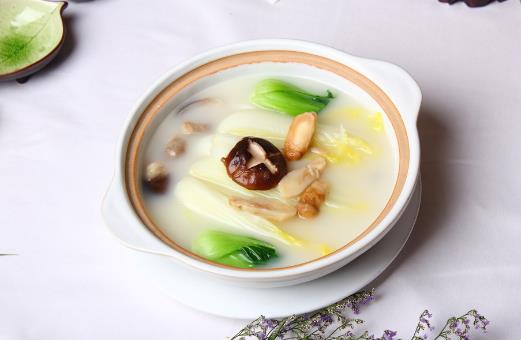 選對(duì)湯飲讓女人吃出傾城容顏和好身材