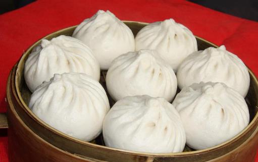 教你美味小籠包的做法 跟著學(xué)起來(lái)