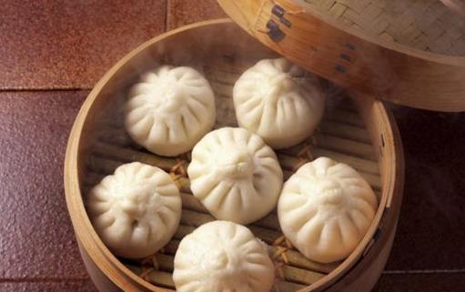 教你美味小籠包的做法 跟著學(xué)起來(lái)