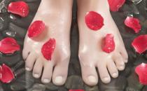 四類不適合泡腳的人 常泡易導(dǎo)致死亡