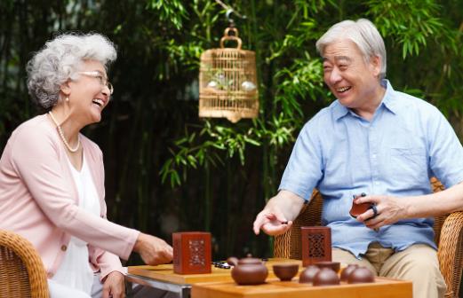 行動(dòng)遲緩當(dāng)心帕金森找上門(mén) 老年人適當(dāng)鍛煉有益身心