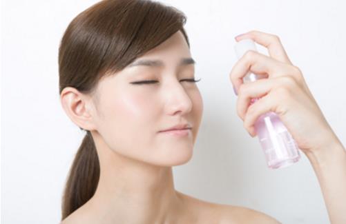 護(hù)膚品最多涂幾層 這些步驟要記清