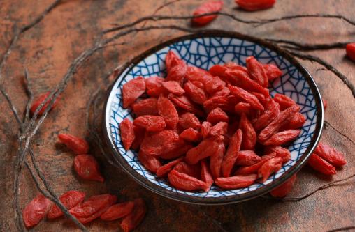 夜盲癥是身體缺乏維生素a導(dǎo)致 夜盲癥的食療調(diào)理大全