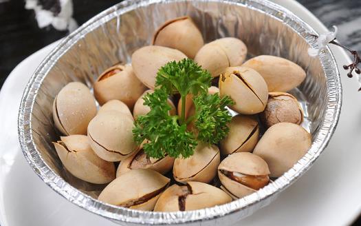 出現(xiàn)陰虛腎虧的表現(xiàn) 滋陰補(bǔ)腎的食物大盤點(diǎn)