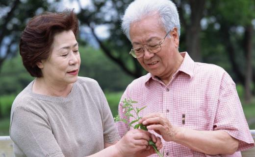 風(fēng)濕病的中醫(yī)特色療法 運(yùn)動(dòng)調(diào)節(jié)巧對(duì)風(fēng)濕病