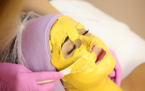 臉部經(jīng)常出油的人更不健康？ 如何護(hù)理油性肌膚