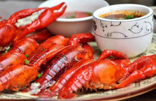 夏季最火爆的小龍蝦，醬料香料配方大公開，在家做出飯店