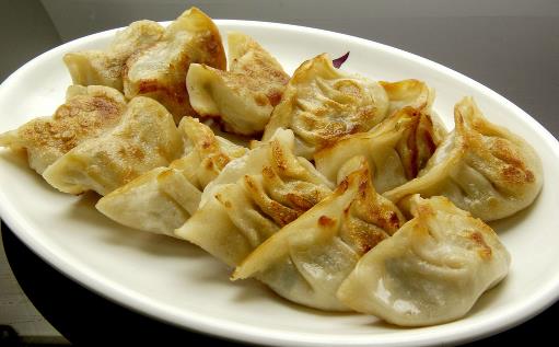 素餡餃子怎樣搭配更合理？餃子館常用的7種做法，滿滿的“