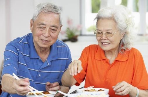 兩個養(yǎng)生黃金期，一個是睡前，一個竟是…99%的人都不知道