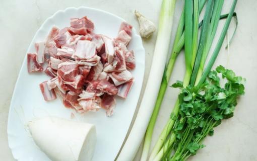 這些食物是危險(xiǎn)名單，孕期需謹(jǐn)慎