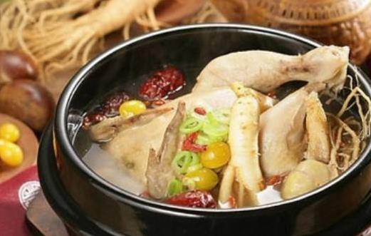 雞湯為滋補(bǔ)的佳品 不太適合飲用雞湯的人群