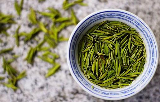 含有較多營(yíng)養(yǎng)素且質(zhì)量較高的食品 營(yíng)養(yǎng)價(jià)值較高
