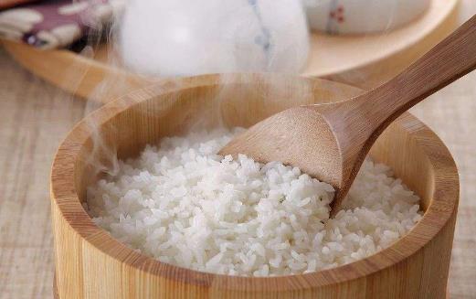 含有較多營(yíng)養(yǎng)素且質(zhì)量較高的食品 營(yíng)養(yǎng)價(jià)值較高