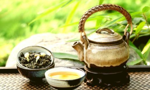 茶水日常養(yǎng)生保健大揭秘 茶水漱口減脂功效多