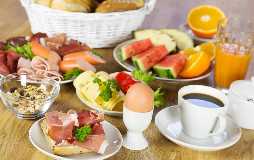 一日三餐什么時(shí)間吃？揭秘一日三餐的最佳進(jìn)食時(shí)間