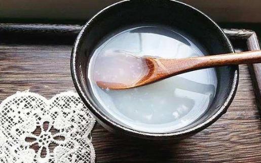 適合你在夏日飲用的養(yǎng)生湯 健脾益氣滋陰潤肺