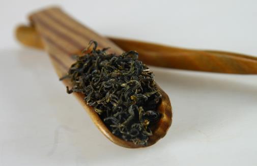 紅茶、綠茶到底喝哪種茶最養(yǎng)胃？天天喝茶水，你未必喝對