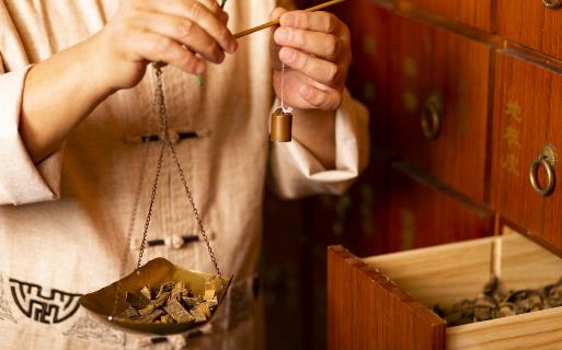 經(jīng)常煲中藥你煲的對(duì)嗎？ 可能令藥效減半