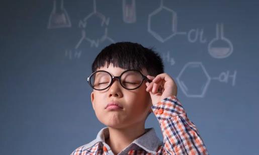 預(yù)防兒童近視 警惕糖分的過多攝取