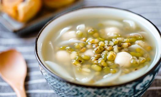 夏季多雨悶熱又潮濕 祛濕解暑的食物來調(diào)理