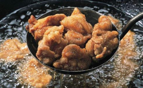 癌癥是吃出來的，這一種食物最好別吃，營(yíng)養(yǎng)被破壞，卻滋