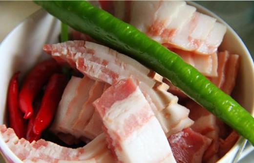 肥豬肉是十大營養(yǎng)食物？等等，原研究可不是這么說的 