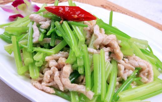 吃芹菜能夠排毒清腸？“清腸”可以清宿便？答案可能在你