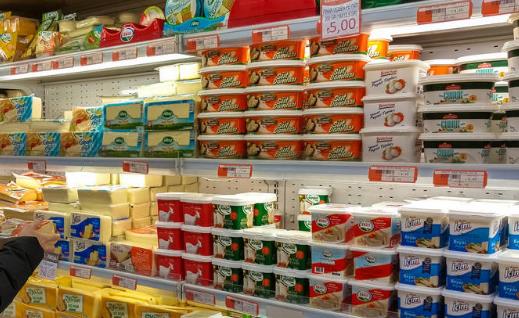 去超市購(gòu)買食品時(shí) 要注意那些問(wèn)題