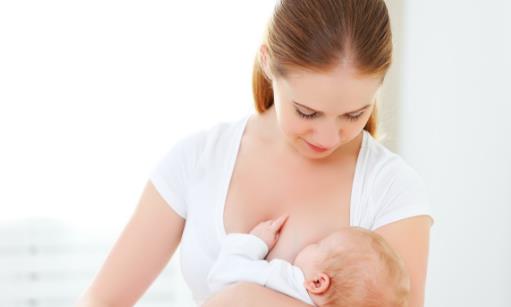 堅持母乳喂養(yǎng)也要走過重重難關(guān) 母乳喂養(yǎng)的10個誤區(qū)