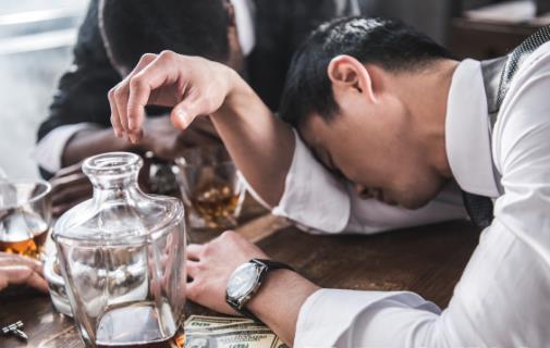 喝酒“三不做”，酒后“三不宜