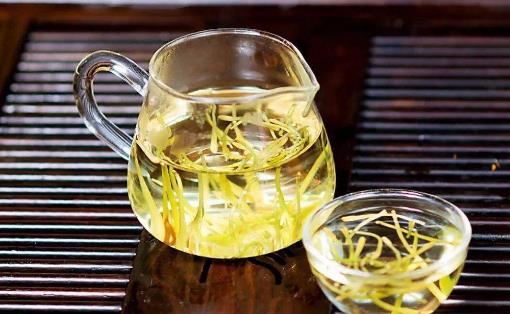 去除體內(nèi)的暑濕 喝茶來預(yù)防暑濕