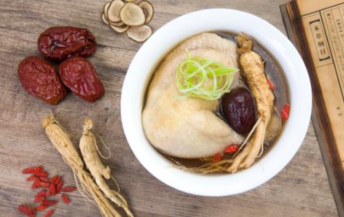 自己熬雞湯不夠醇厚，是因?yàn)樯偌恿诉@份料！
