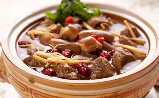 大姨媽鬧脾氣及時調(diào)補 調(diào)經(jīng)補血湯6款湯